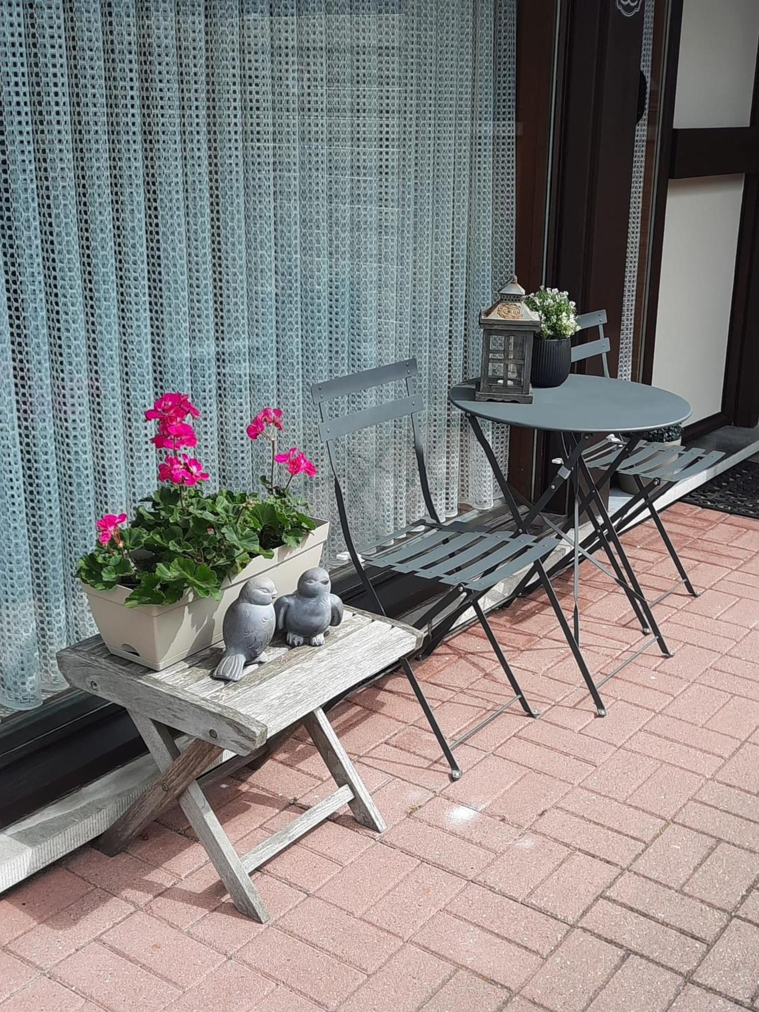 Logies Lily Oudenburg Exterior foto