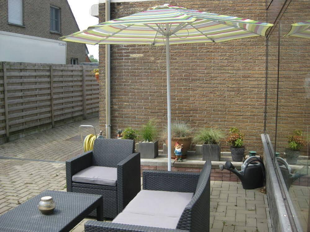 Logies Lily Oudenburg Exterior foto